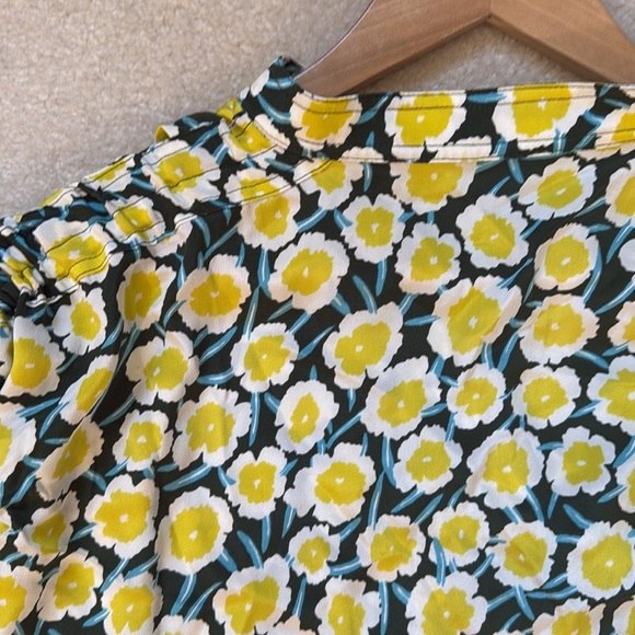 Diane von Furstenburg Grania Silk Floral Top - Picture 12 of 13
